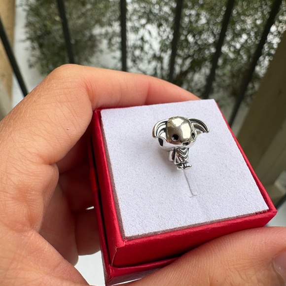 Harry Potter Silver Dobby the elf Charm - Picture 3 of 5